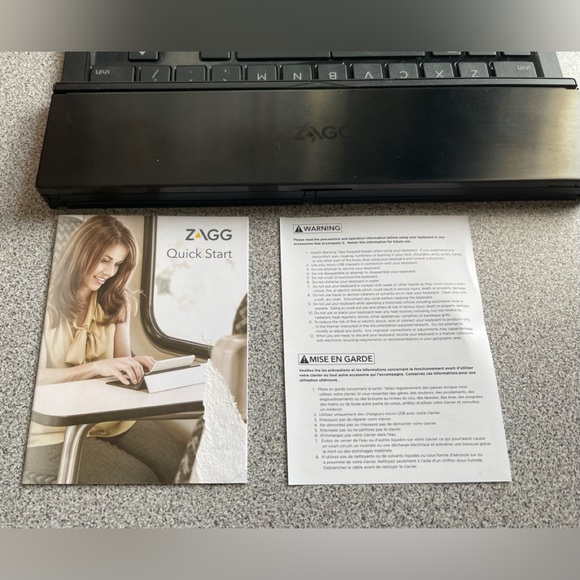 ZAGG Pocket Keyboard For Tablets & Smart Phones - Picture 5 of 11